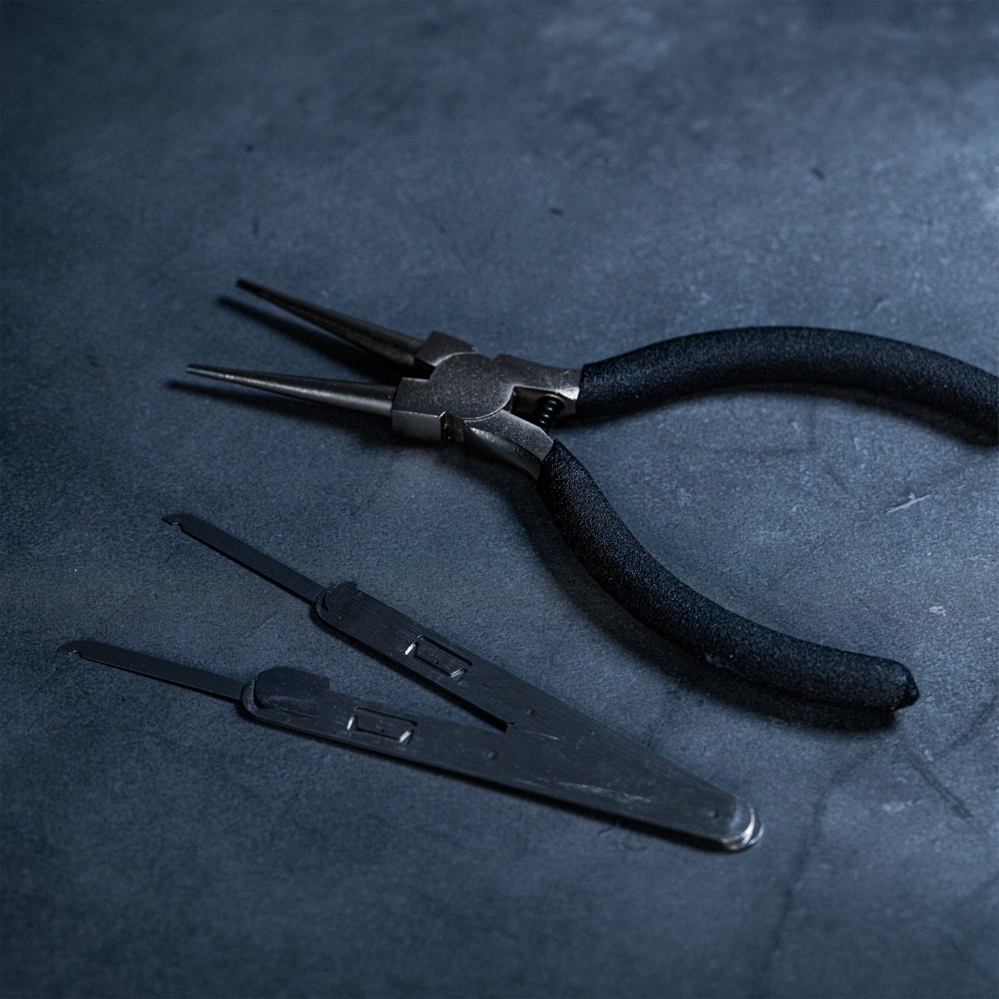 Decoders and Resurrector Pliers Bundle - Image 2