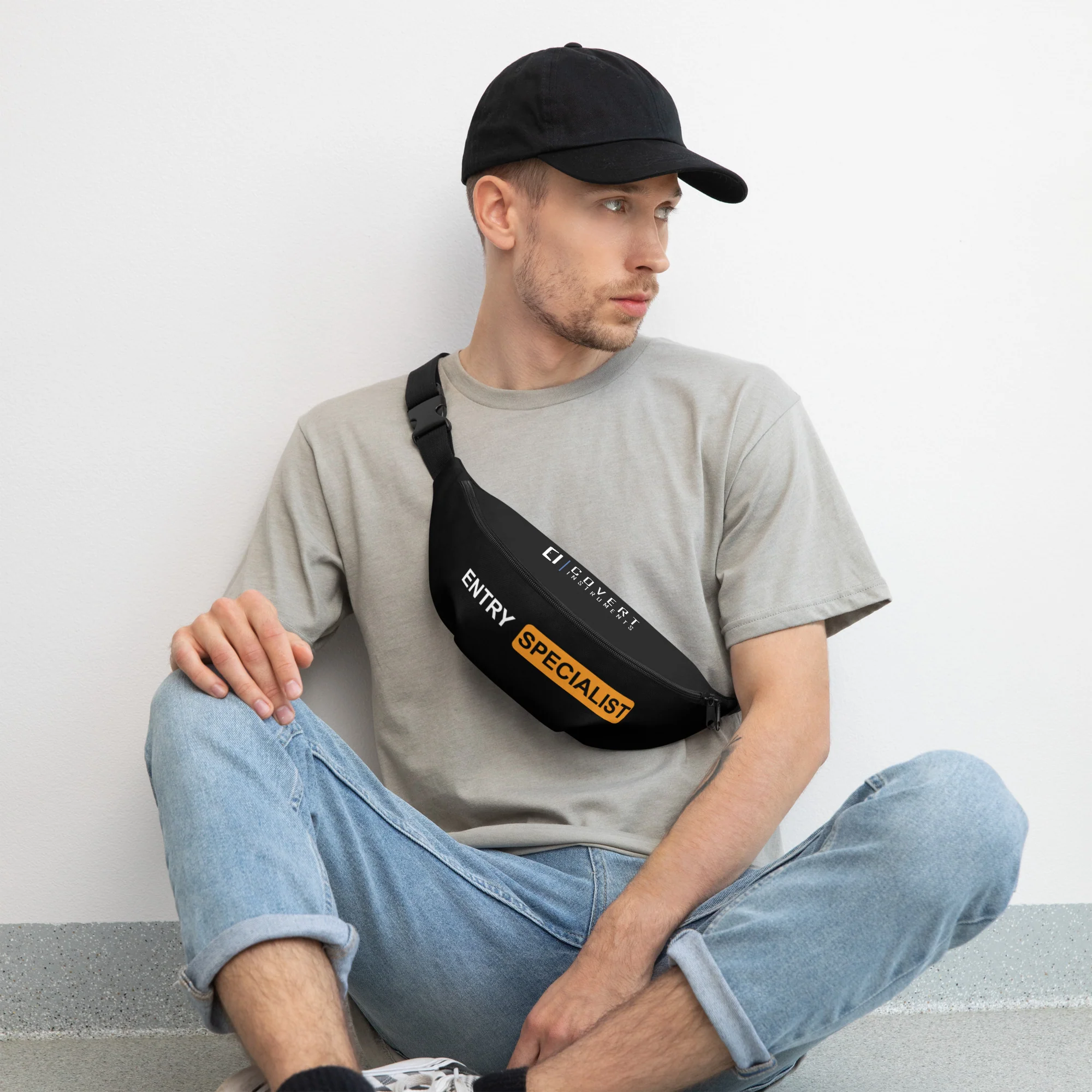 Entry Specialist Cross Body Bag - Image 6